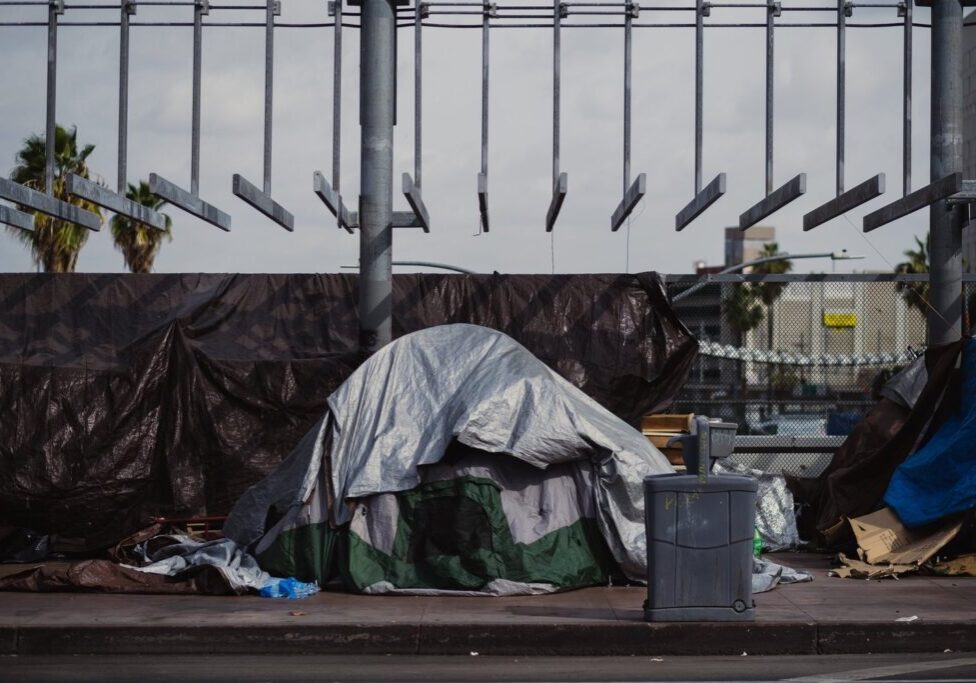 homelessencampmentLA-1